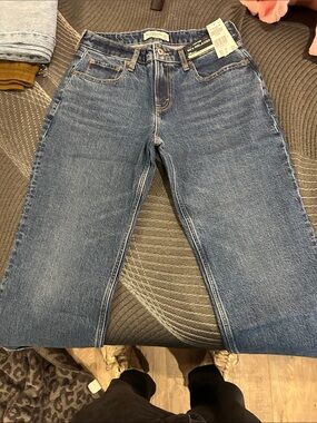 Abercrombie & Fitch Women's Straight-Leg Blue Jeans